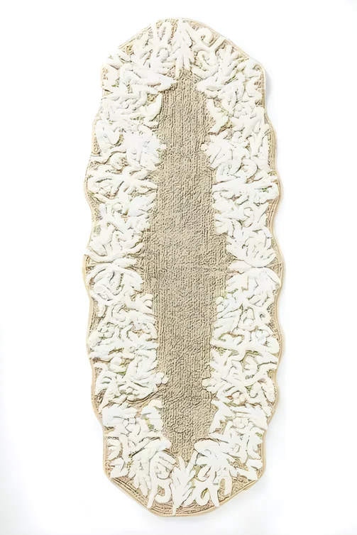 Lace-pattern bath runner